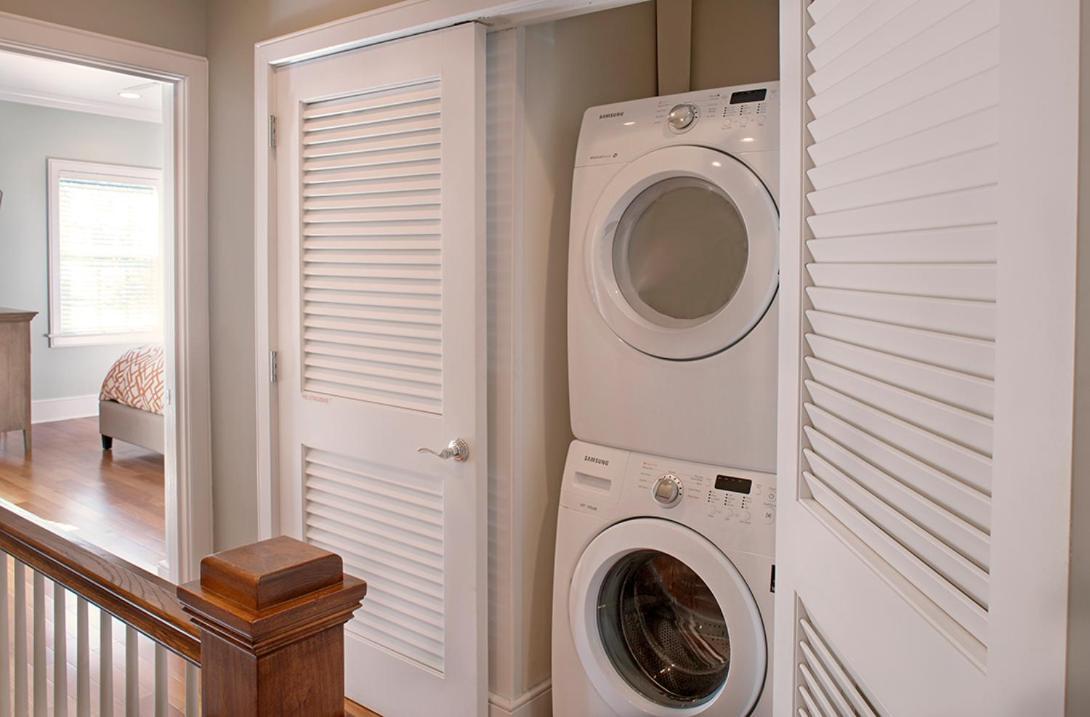 Apartment Windsor Townhomes 3